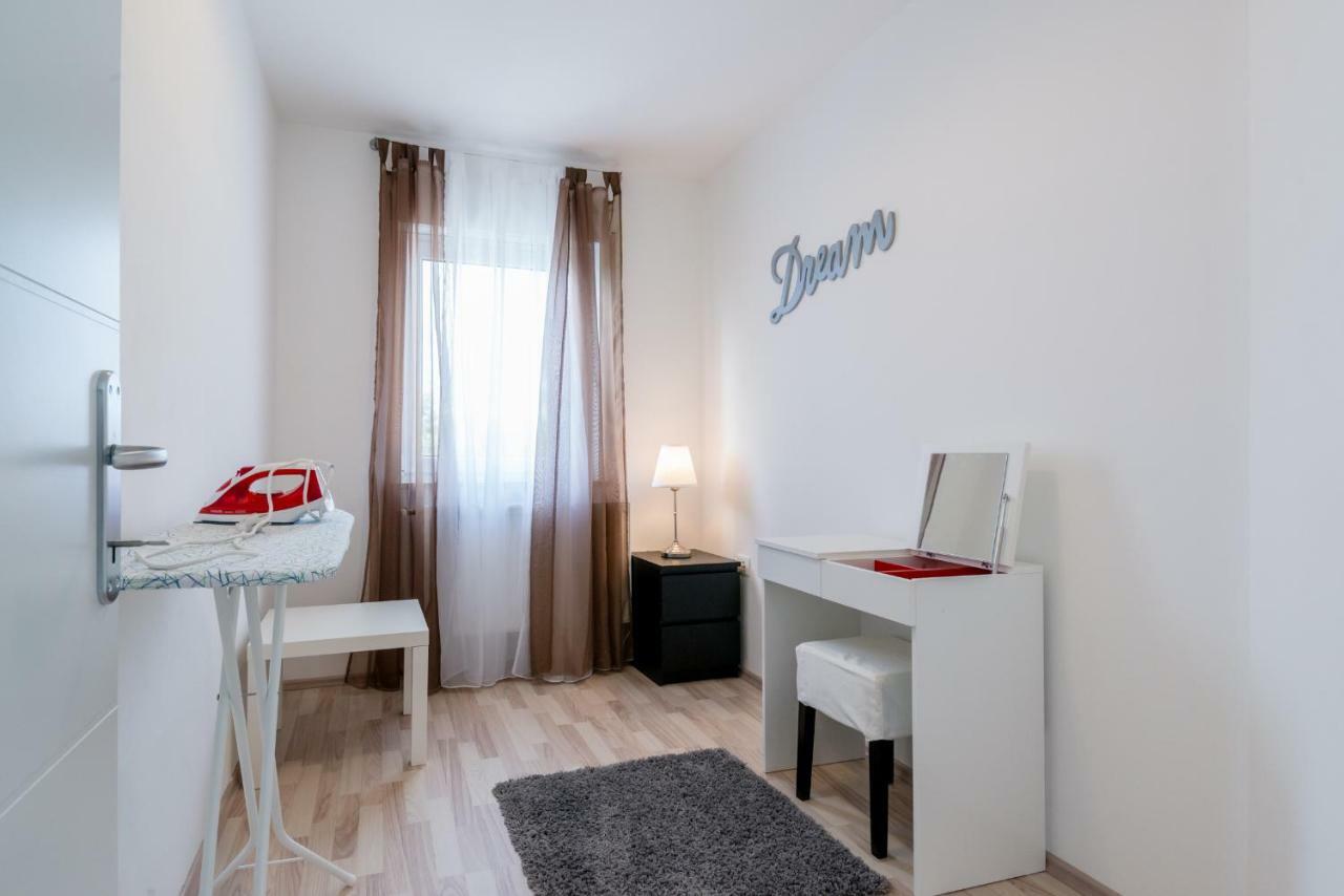 Ferienhaus Bucic บูเย ภายนอก รูปภาพ